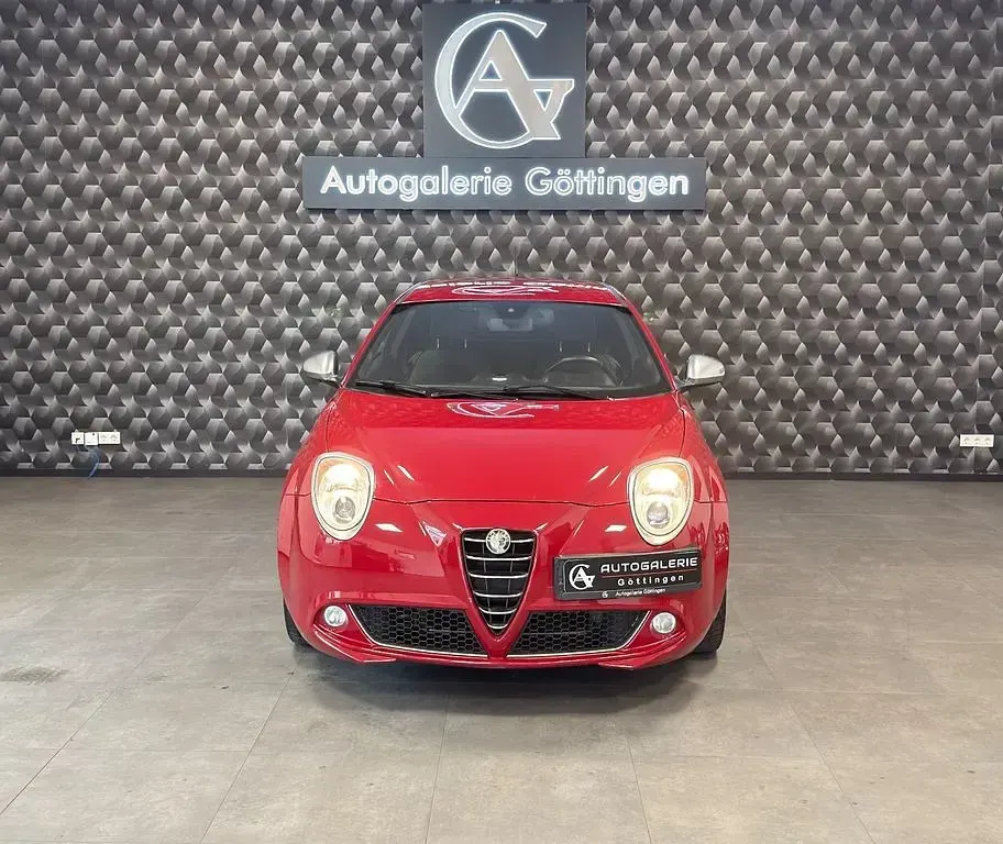 Gebraucht Alfa Romeo MiTo Turismo 105 PS (77 kW) 2013 Rot Kleinwagen