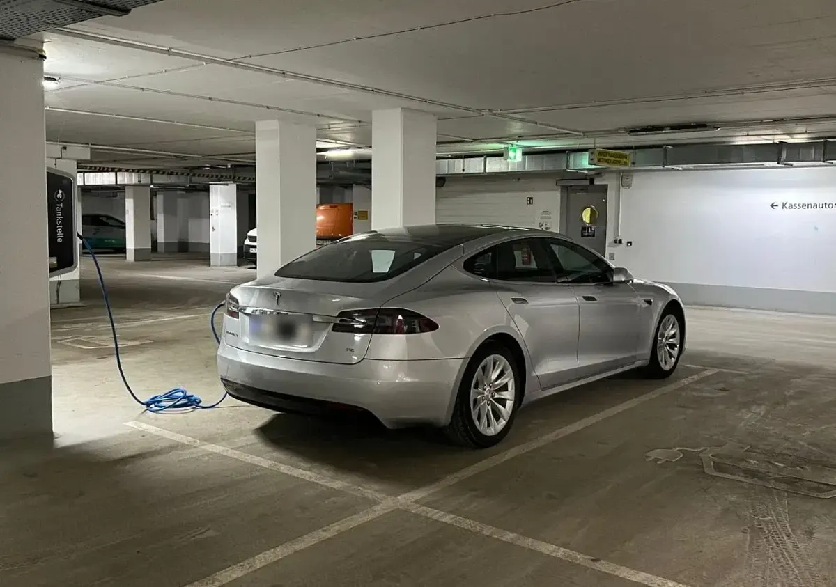Brugt Tesla Model S 386 kW (525 HK) 2017 Sølv Hatchback