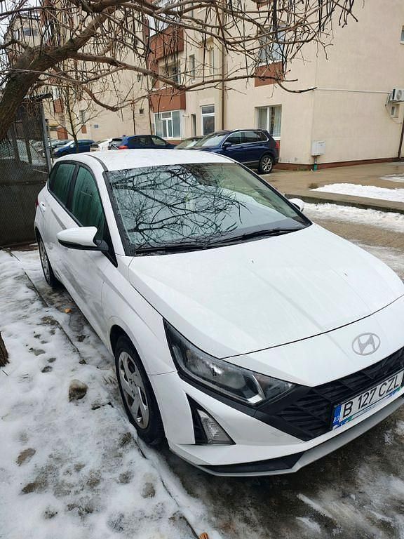 Gebraucht Hyundai i20 Select 84 PS (61 kW) 2024 Weiß Kleinwagen