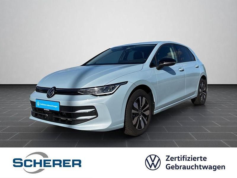 Crystal ice blue metallic (metallic) Gebraucht 2025 VW Golf VIII Goal Limousine | 27.780 € - Bild 1/4