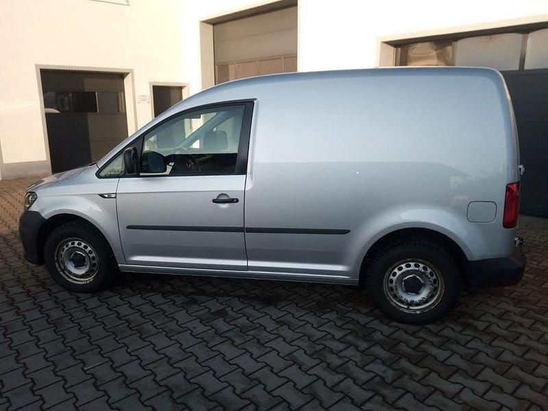 Silber Gebraucht 2015 VW Caddy Van / Kleinbus | 6.390 € (Fairer Preis) - Bild 1/4