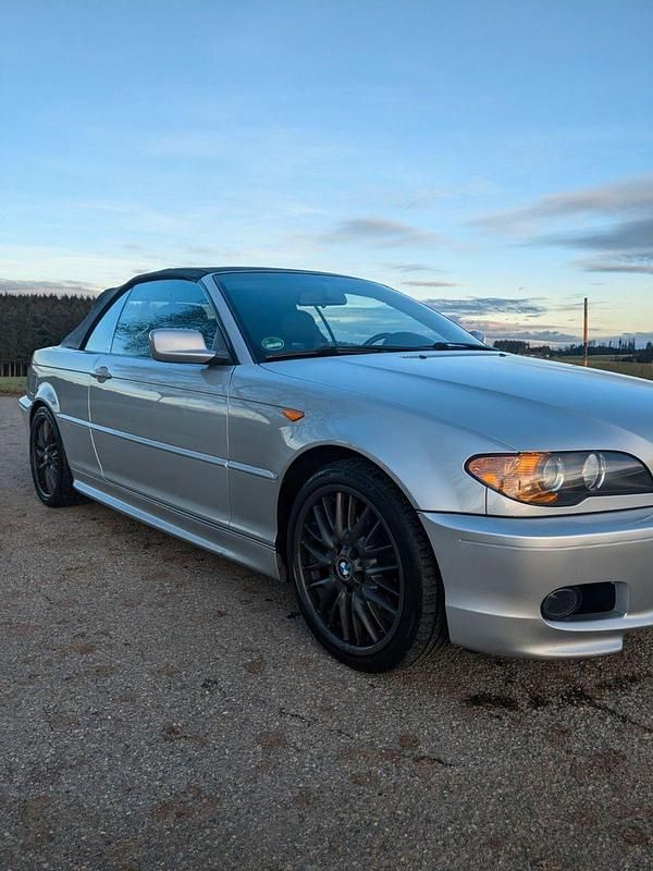 Gebraucht BMW 318 Cabriolet 143 PS (105 kW) 2004 Silber Cabrio