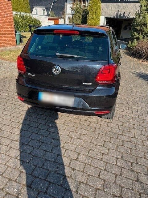 Gebraucht VW Polo Allstar 75 PS (55 kW) 2017 Schwarz Kleinwagen