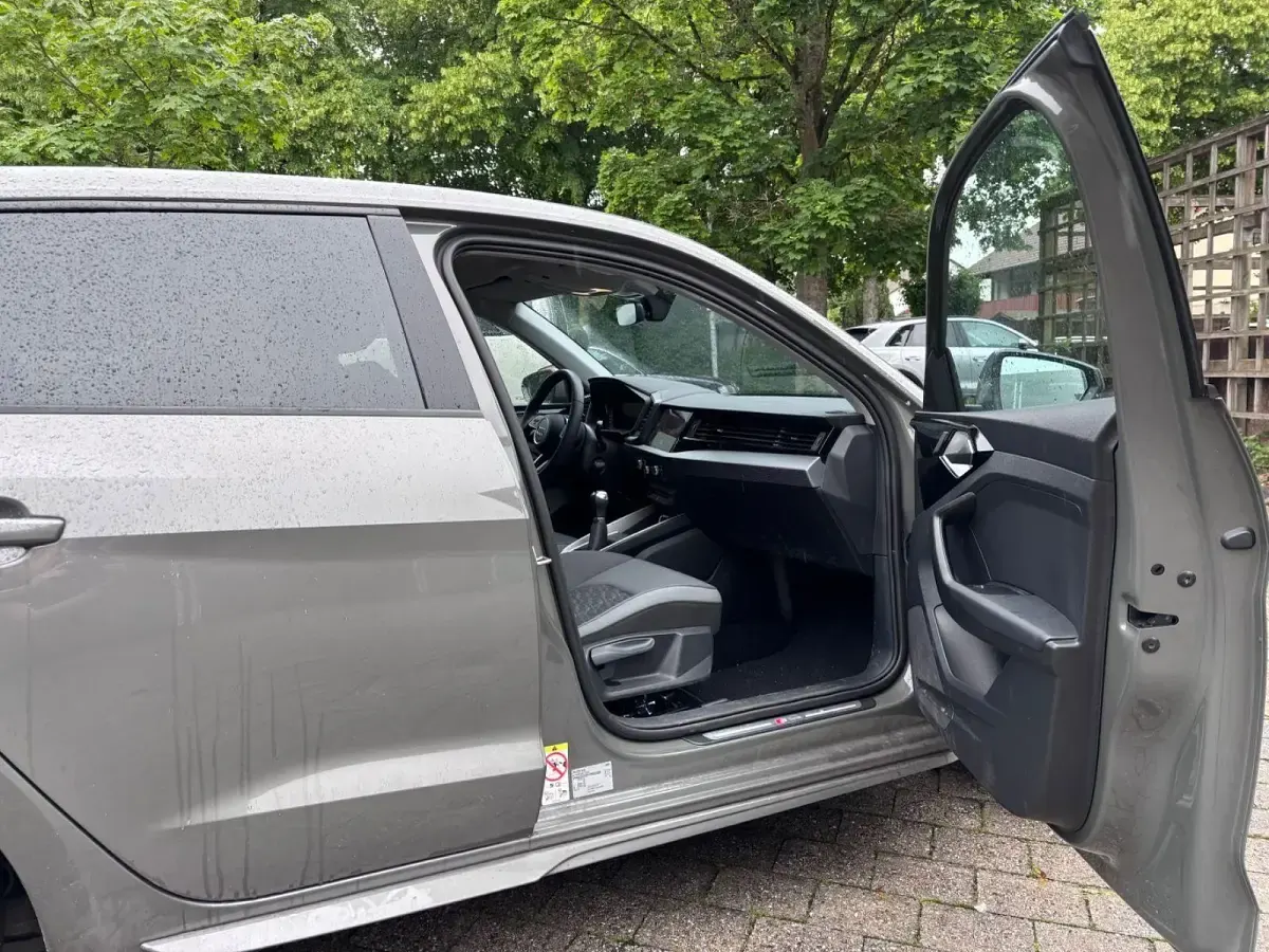 Gebraucht Audi A1 Sportback S-Line 95 PS (69 kW) 2025 Grau Kleinwagen