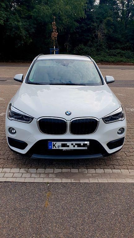 Weiß Gebraucht 2018 BMW X1 Advantage SUV | 18.500 € (Guter Preis) - Bild 1/4