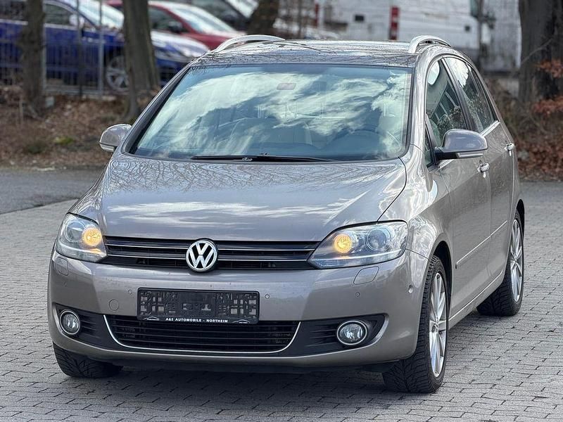 Gebraucht VW Golf Plus Cross Highline 122 PS (89 kW) 2012 Braun Van / Kleinbus