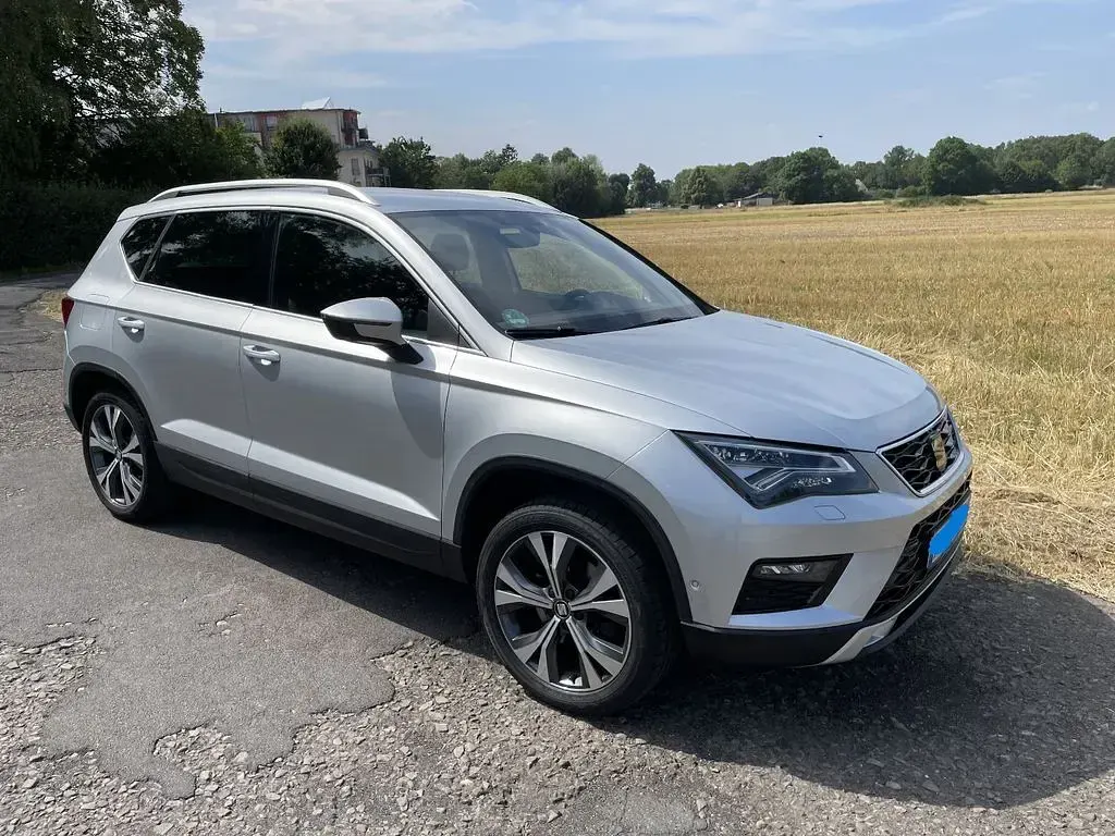 Gebraucht Seat Ateca XCELLENCE 150 PS (110 kW) 2019 Silber SUV
