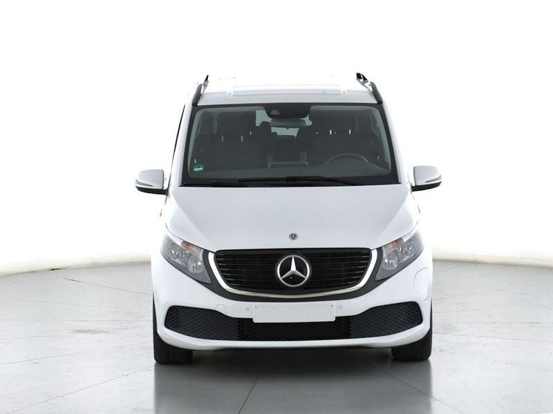 Gebraucht Mercedes EQV300 150 kW (204 PS) 2022 Weiß Van / Kleinbus