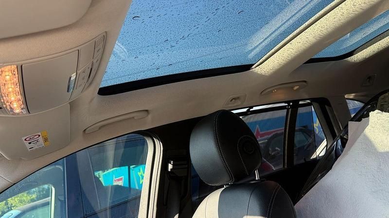 Gebraucht Mercedes C350e 211 PS (155 kW) 2015 Blau Kombi