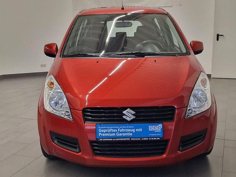 Gebraucht Suzuki Splash Club 86 PS (63 kW) 2011 Rot Kleinwagen