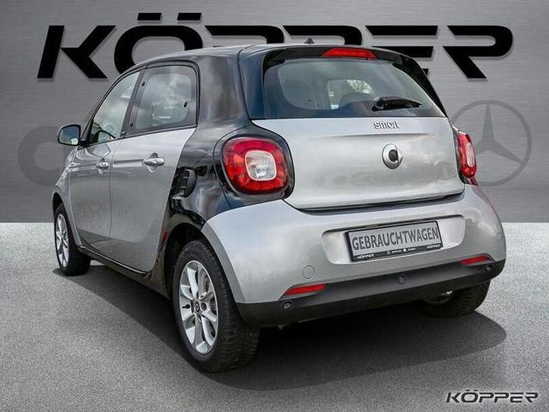 Second-hand Smart ForFour 71 CP (52 kW) 2019 Argintiu Hatchback