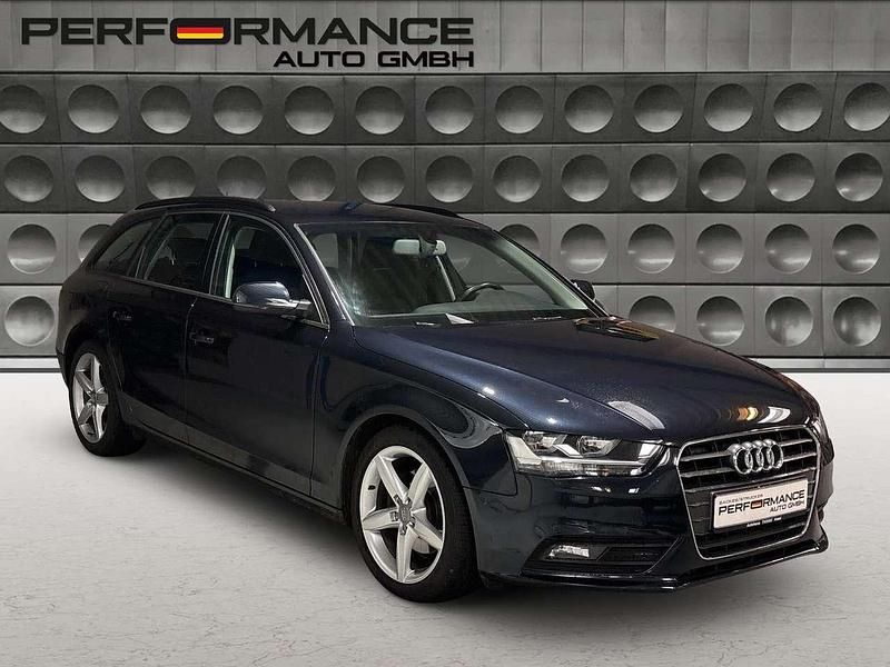 Blau Gebraucht 2014 Audi A4 Ambition Kombi | 14.899 € (Fairer Preis) - Bild 1/4