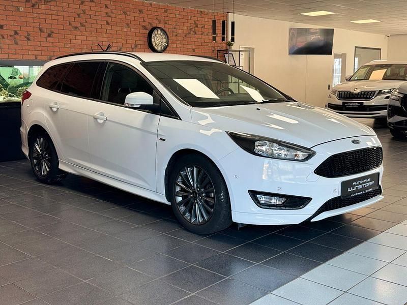 Gebraucht Ford Focus ST-Line 140 PS (102 kW) 2018 Weiß Limousine