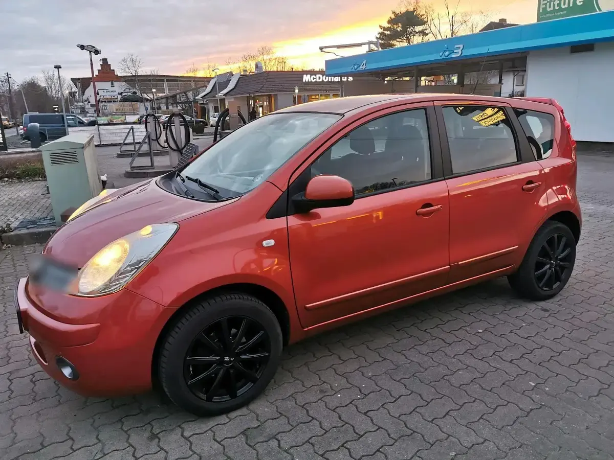 Usata Nissan Note 88 CV (64 kW) 2008 Arancione Utilitaria