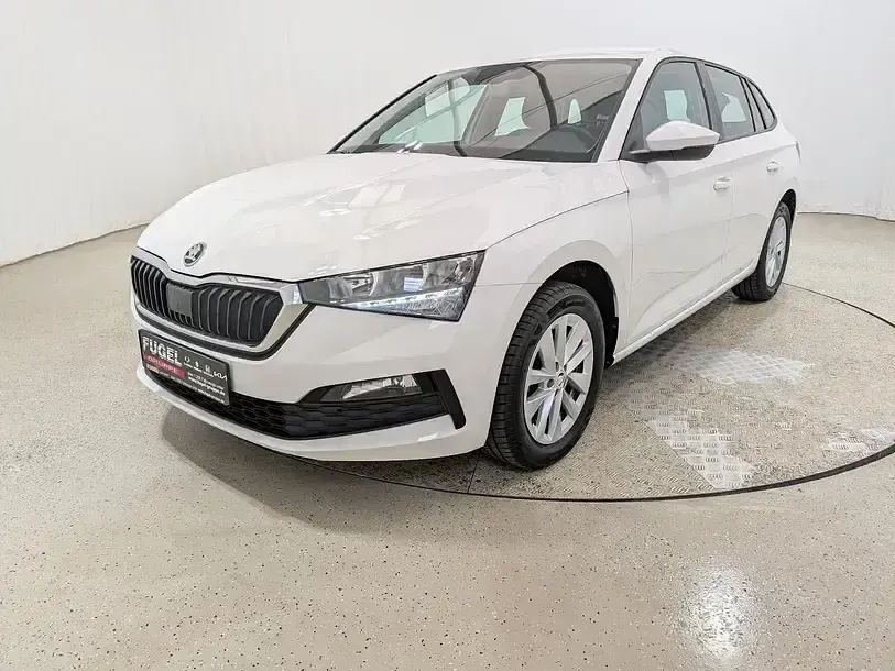 Gebraucht Skoda Scala Ambition 95 PS (69 kW) 2023 Candyweiss Kleinwagen