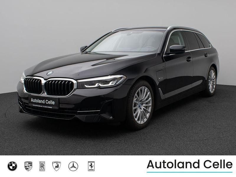 Schwarz Gebraucht 2021 BMW 530e Sport Line Limousine | 29.499 € (Guter Preis) - Bild 1/4