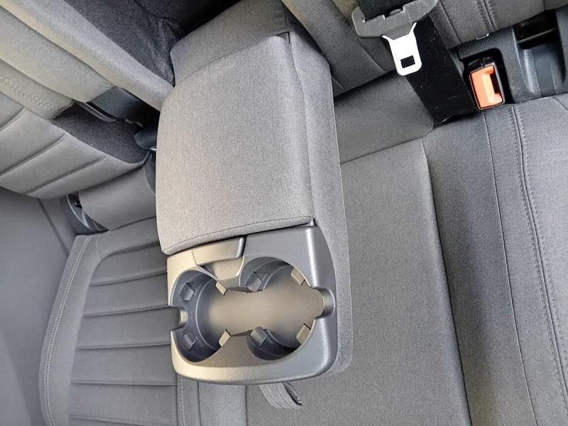 Grau Gebraucht 2021 Ford Grand Tourneo Connect Van / Kleinbus | 25.000 € (Fairer Preis) - Bild 1/4