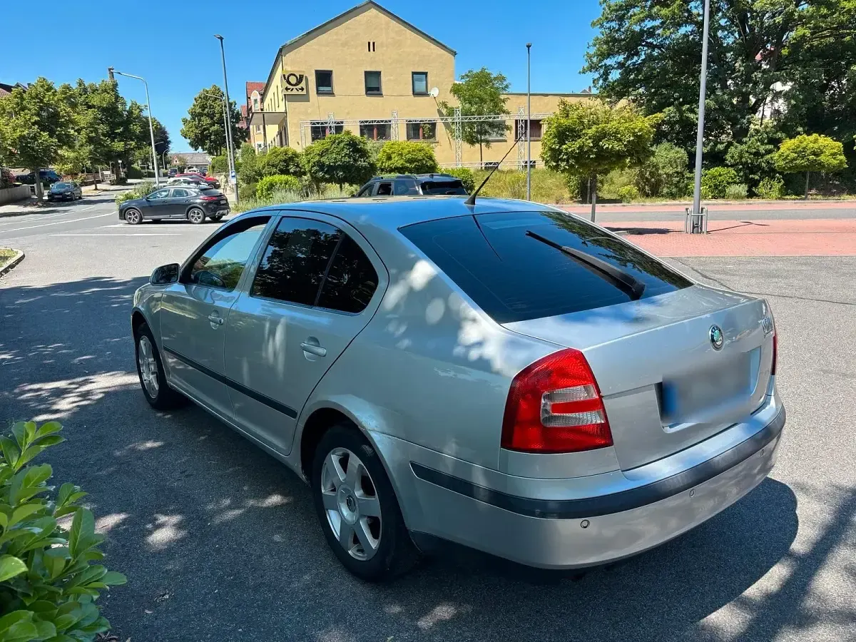 Gebraucht Skoda Octavia 105 PS (77 kW) 2005 Grau Kombi