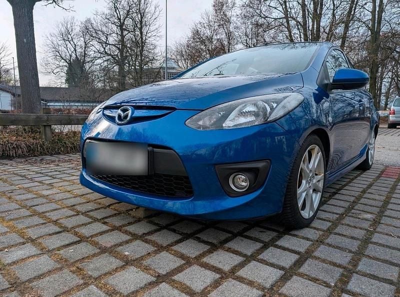 Usata Mazda 2 103 CV (75 kW) 2008 Blu Utilitaria