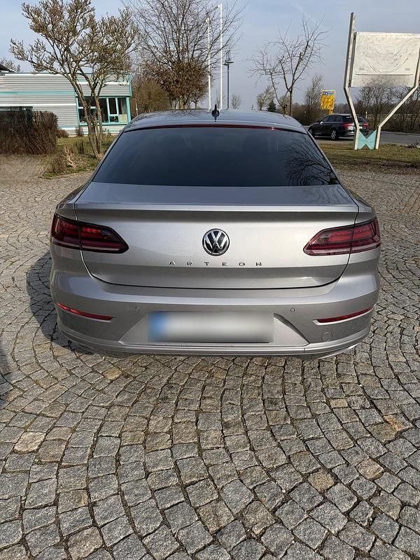 Gebraucht VW Arteon 150 PS (110 kW) 2017 Grau Kleinwagen