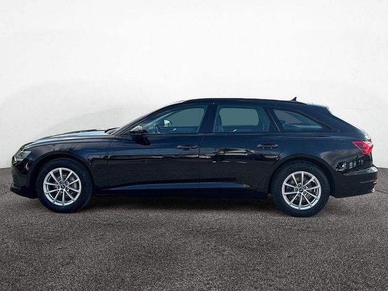 Gebraucht Audi A6 Ambiente 163 PS (119 kW) 2022 Brillantschwarz Kombi