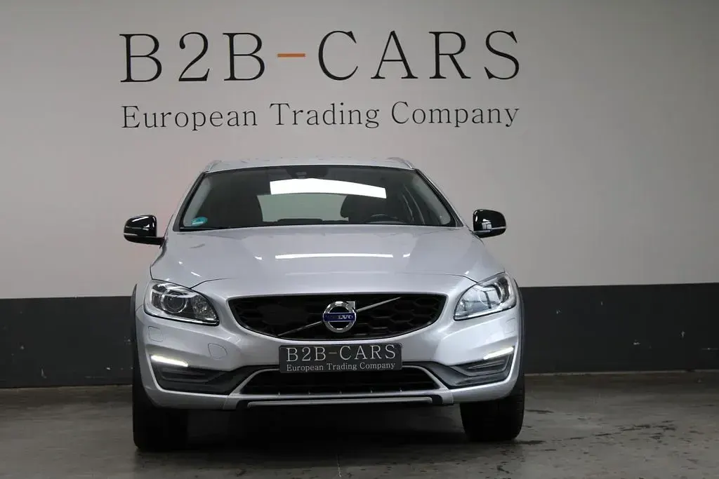 Gebraucht Volvo V60 CC 150 PS (110 kW) 2018 Silber Kombi