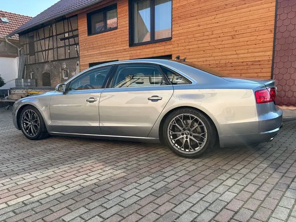 Gebraucht Audi A8L Sport 371 PS (272 kW) 2014 Silber Limousine