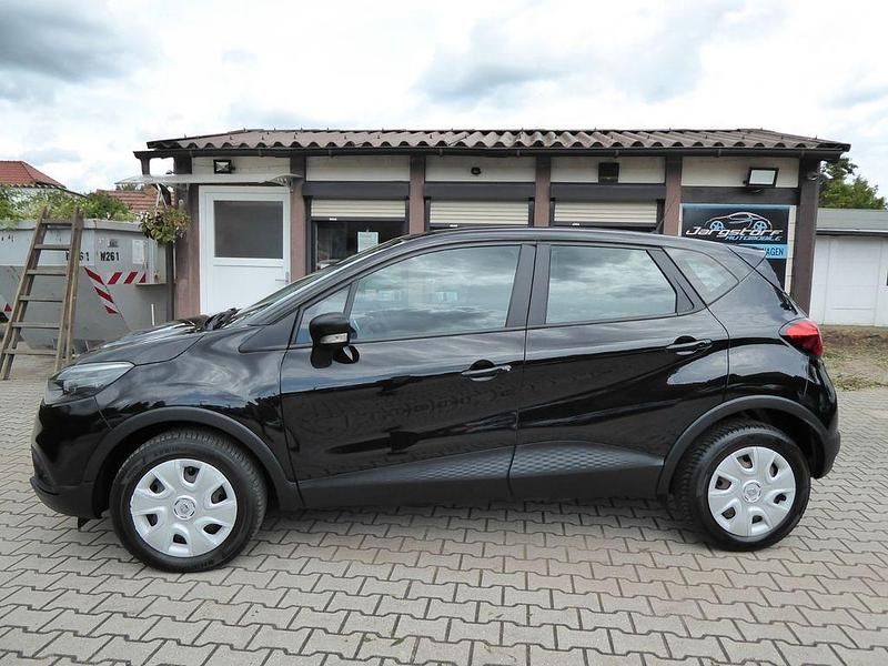 Gebraucht Renault Captur Life 90 PS (66 kW) 2017 Schwarz SUV