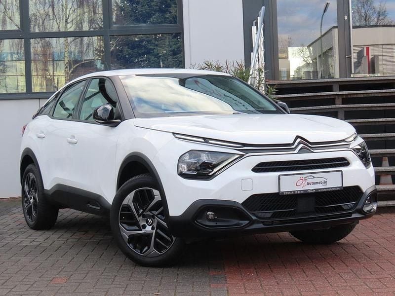 Weiß Gebraucht 2023 Citroën C4 PureTech SUV | 16.990 € (Guter Preis) - Bild 1/4
