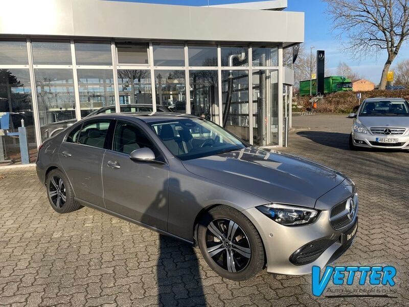 Gebraucht Mercedes C180 Premium 170 PS (125 kW) 2021 Silber Limousine