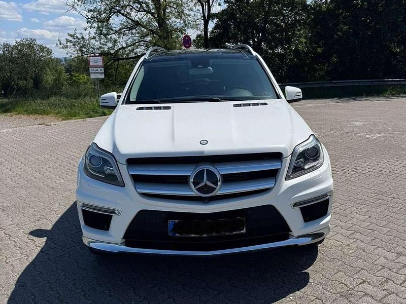 Weiß Gebraucht 2013 Mercedes GL350 SUV | 24.999 € (Teuer) - Bild 1/4