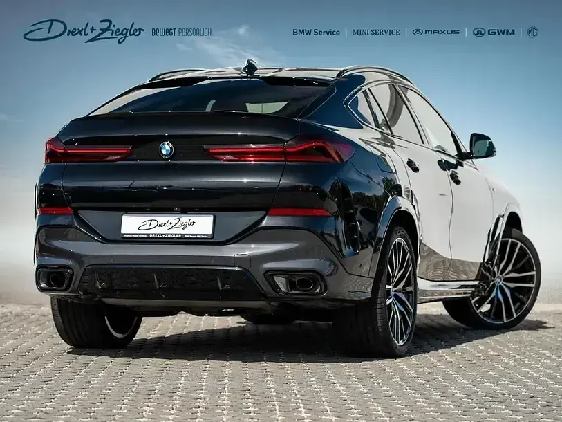 Gebraucht BMW X6 M Sport 333 PS (244 kW) 2022 Saphirschwarzmetallic SUV
