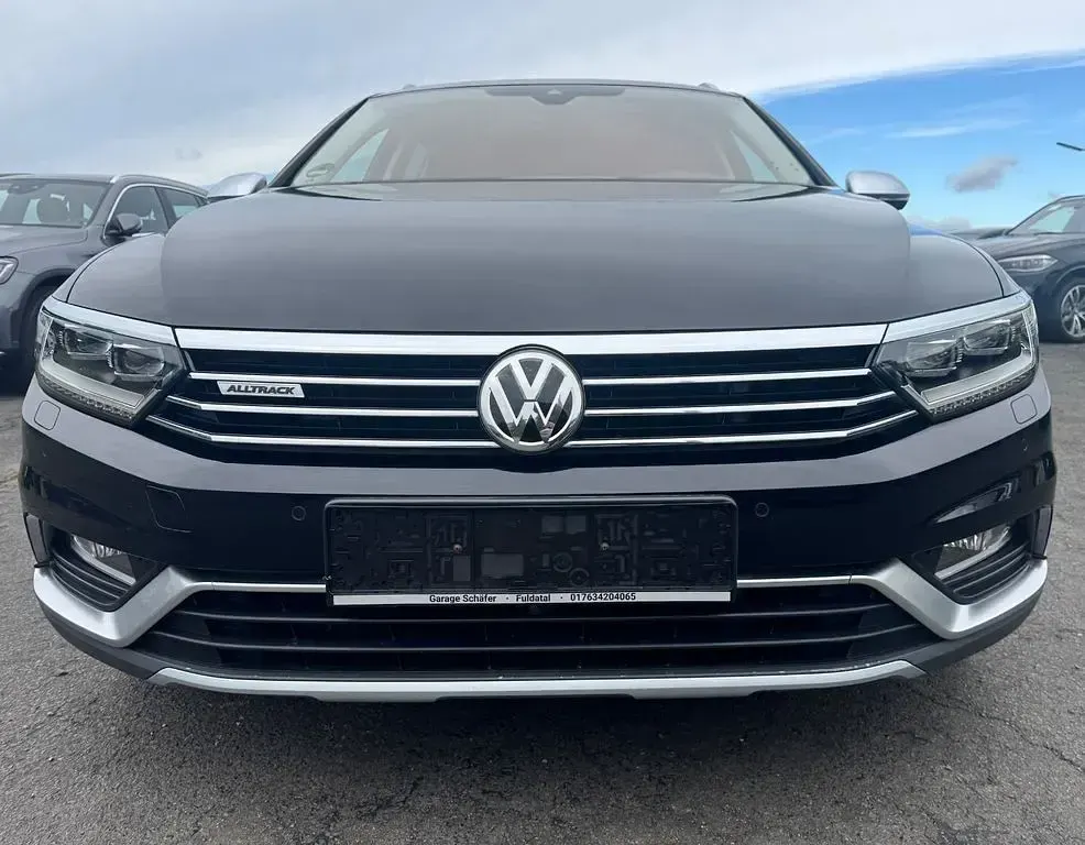 Gebraucht VW Passat 220 PS (161 kW) 2018 Schwarz Limousine