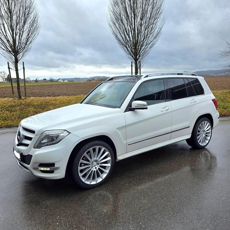 Gebraucht Mercedes GLK220 AMG 170 PS (125 kW) 2013 Weiß SUV