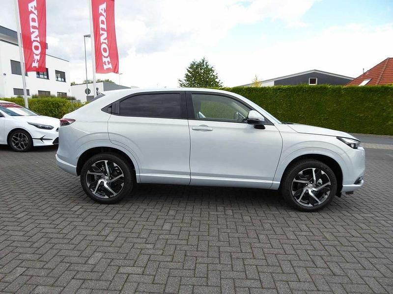 Neu Honda HR-V Advance 131 PS (96 kW) 2025 Premium sunlight white SUV