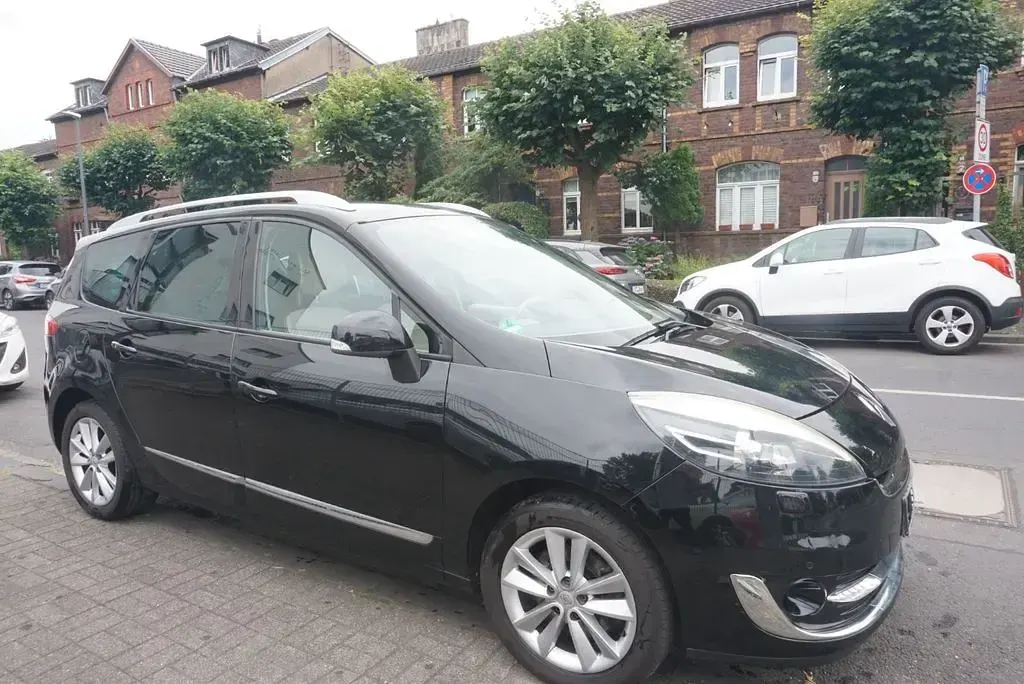 Gebraucht Renault Grand Scénic III Luxe 150 PS (110 kW) 2013 Schwarz Van / Kleinbus