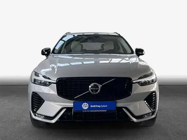 Gebraucht Volvo XC60 Plus 197 PS (144 kW) 2024 Grau SUV