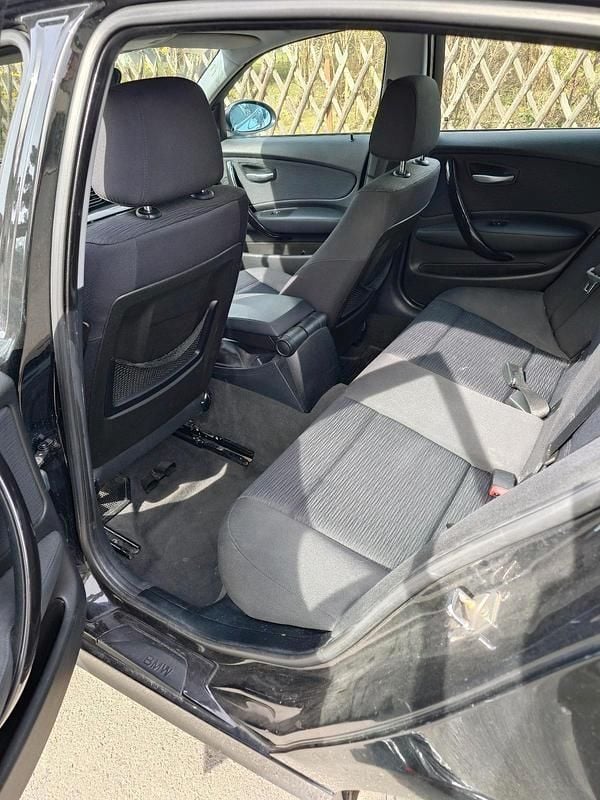 Gebraucht BMW 116 116 PS (85 kW) 2007 Schwarz Kleinwagen