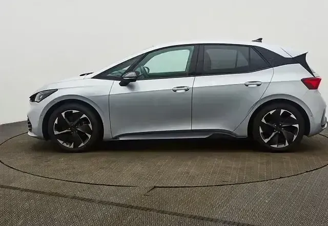 Second-hand Cupra Born 169 kW (231 CP) 2023 Argintiu Hatchback