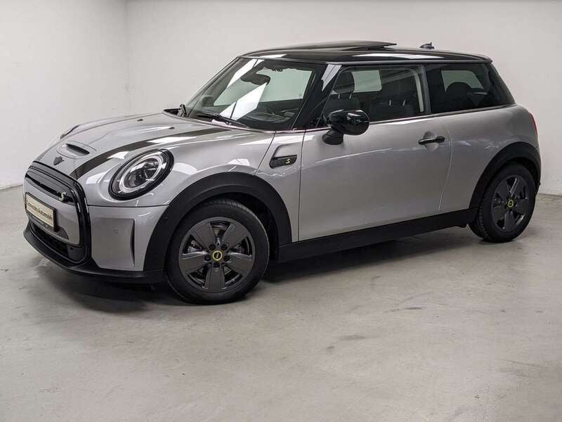 Gebraucht Mini Cooper SE Hatch 135 kW (184 PS) 2023 Silber Kleinwagen