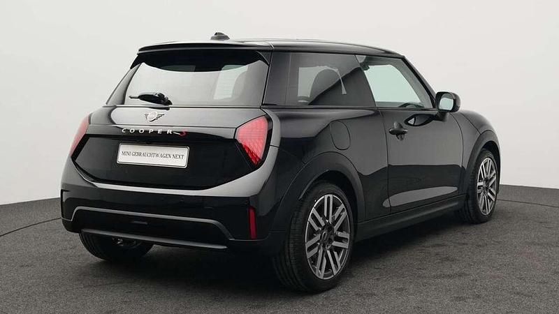 Gebraucht Mini Cooper S Classic 204 PS (150 kW) 2025 Schwarz Kleinwagen