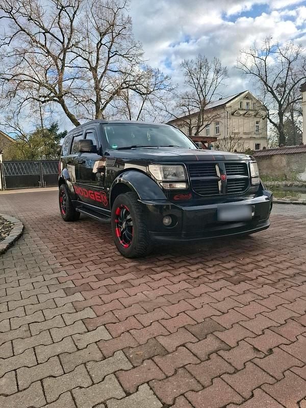 Second-hand Dodge Nitro 177 CP (130 kW) 2007 Negru SUV