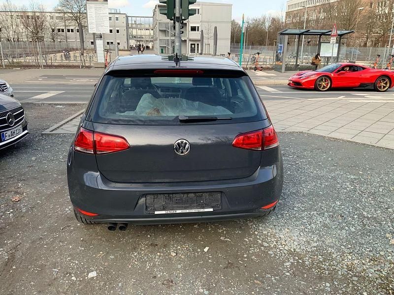 Gebraucht VW Golf VII 150 PS (110 kW) 2014 Grau Limousine