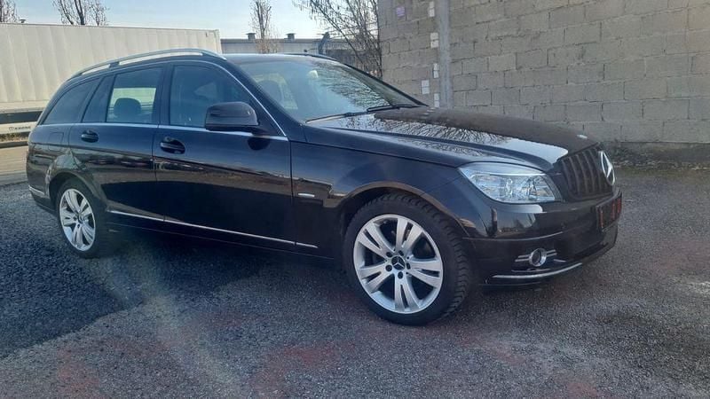 Gebraucht Mercedes C200 184 PS (135 kW) 2008 Schwarz Kombi