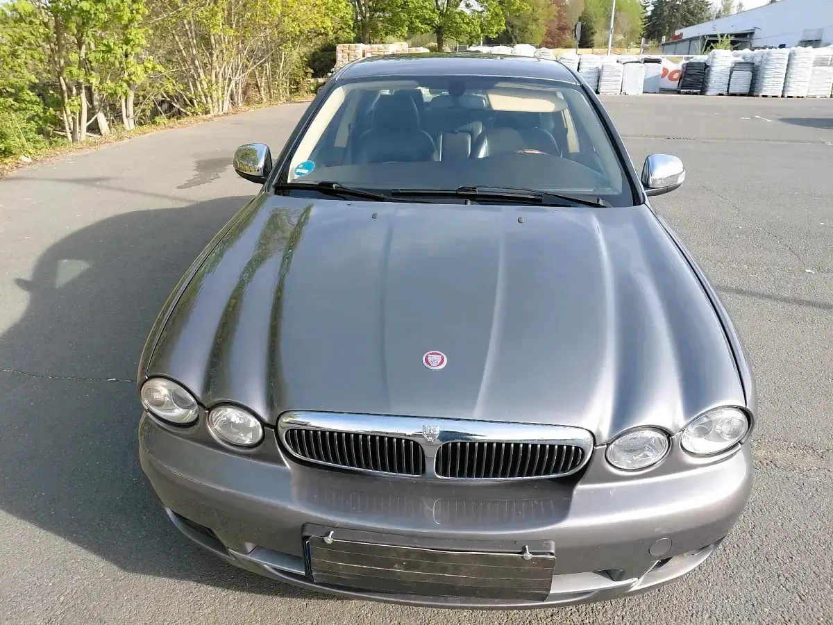 Używany Jaguar X-type 196 KM (144 kW) 2008 Szary Sedan/Limuzyna