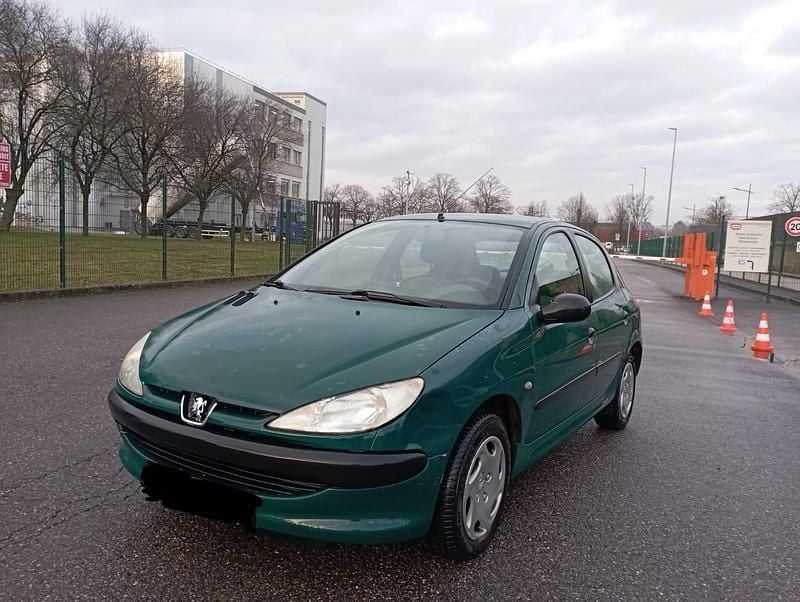 Gebraucht Peugeot 206 60 PS (44 kW) 2000 Grün Kleinwagen