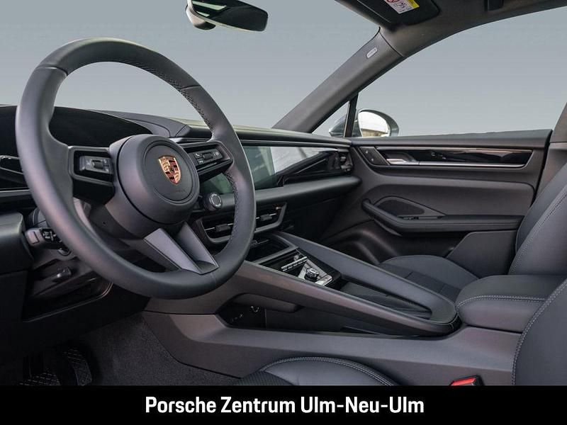 Neu Porsche Macan 264 kW (360 PS) 2026 Gruen SUV