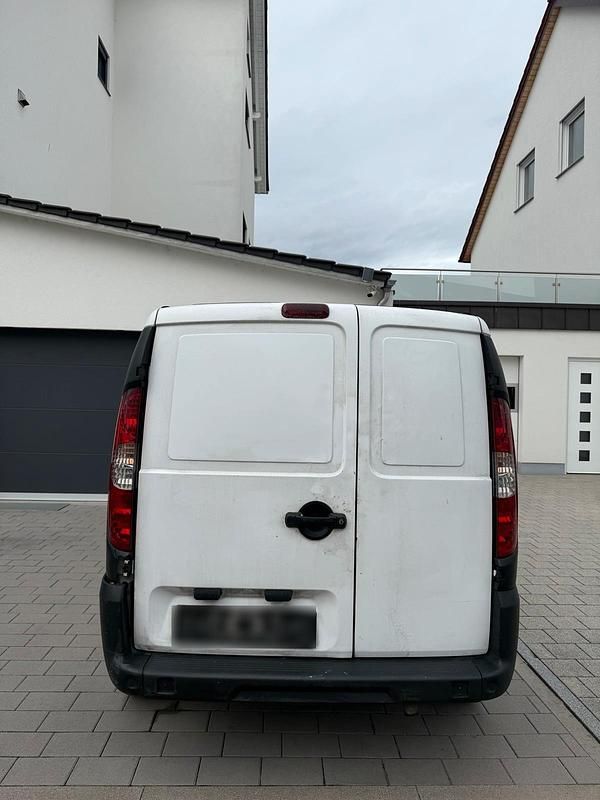 Gebraucht Fiat Doblò 75 PS (55 kW) 2009 Van / Kleinbus