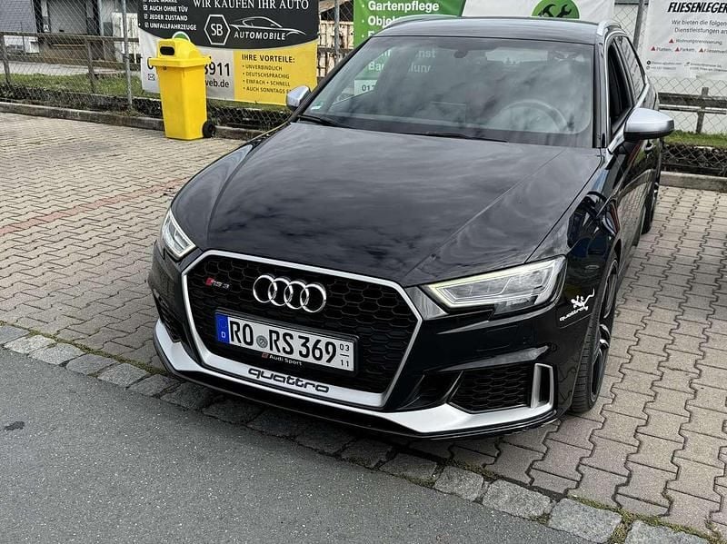 Gebraucht Audi RS3 Sport 400 PS (294 kW) 2019 Schwarz Limousine