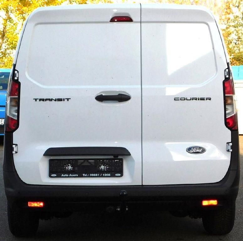 Neu Ford Transit Trend 101 PS (74 kW) 2026 Weiß Limousine